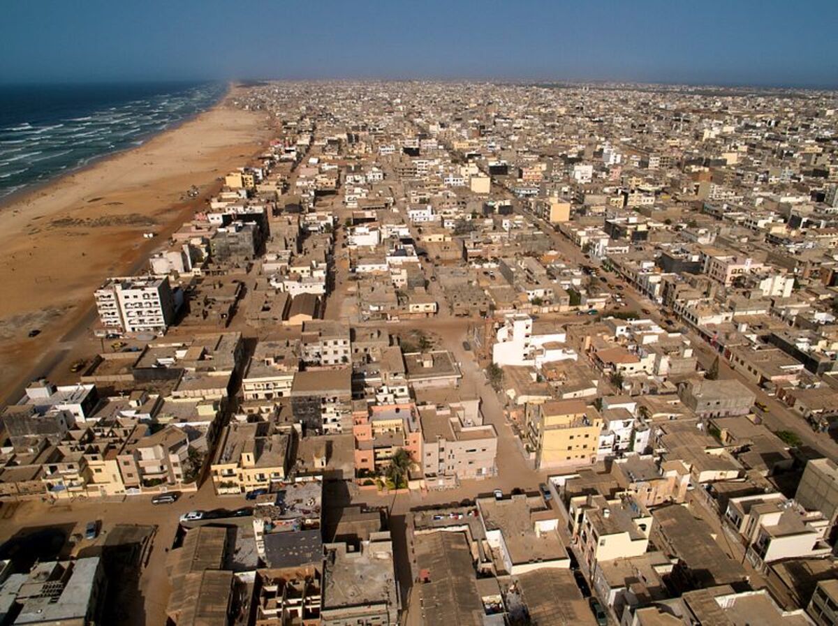 Housing needs, construction practices and urbanisation trends in North West Africa and Europe