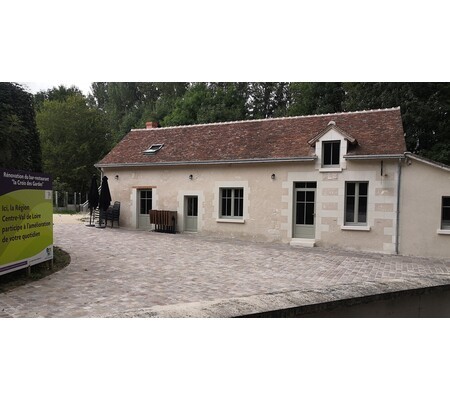 Renovation of the café-restaurant “la Croix des Gardes”