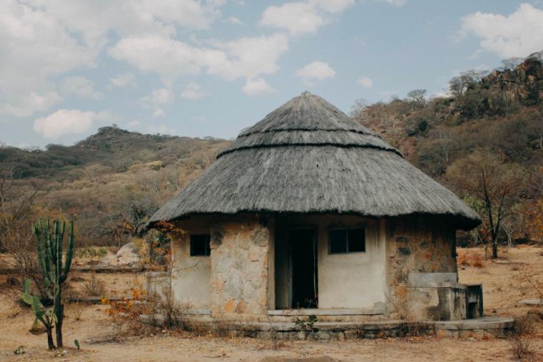 La Terre comme matériau de construction alternatif pour créer des logements durables à faible coût au Zimbabwe