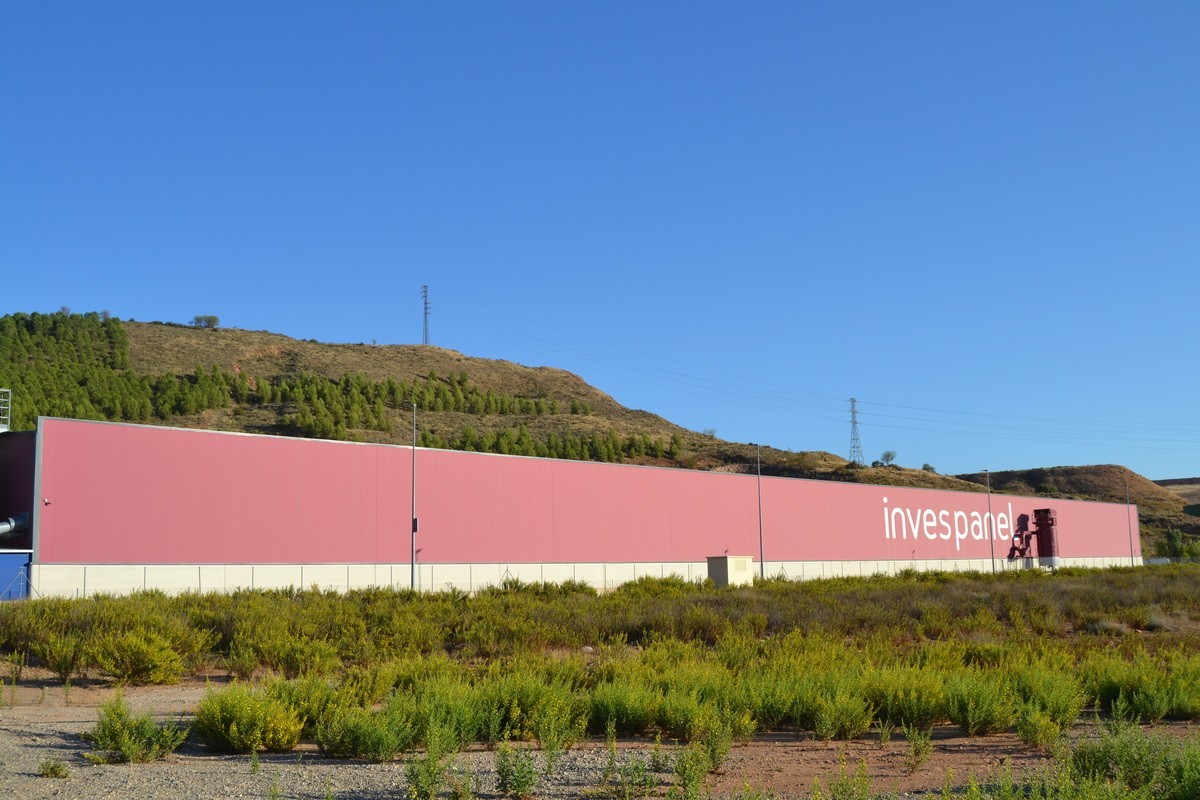 Le Groupe Kingspan renforce sa présence en Espagne avec l'acquisition d'Invespanel, située à Fuenmayor (La Rioja)
