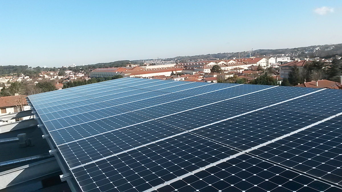Photovoltaïque : de nouveaux contrats pour les installations de moins de 100 kWc