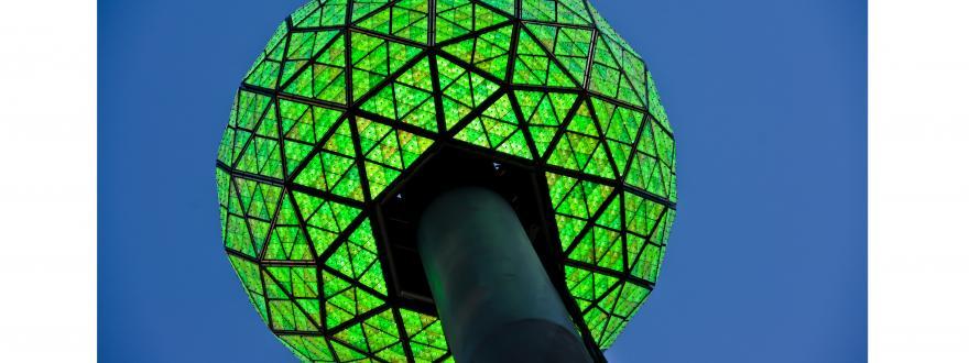 La Times Square Ball s’éclaire en vert pour soutenir la Climate Week NYC